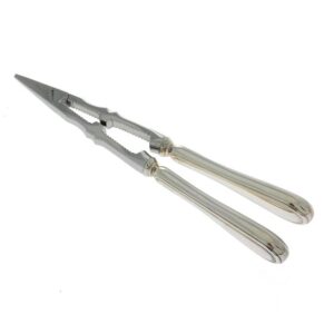 Schiaccianoci tagliauva in argento