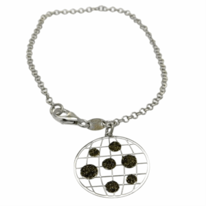 Bracciale argento con ciondolo tondo e riporti verde oliva - immagine 1